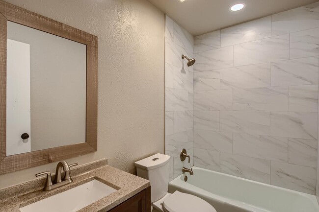 Building Photo - Sensational Prestonwood home with outdoor ...