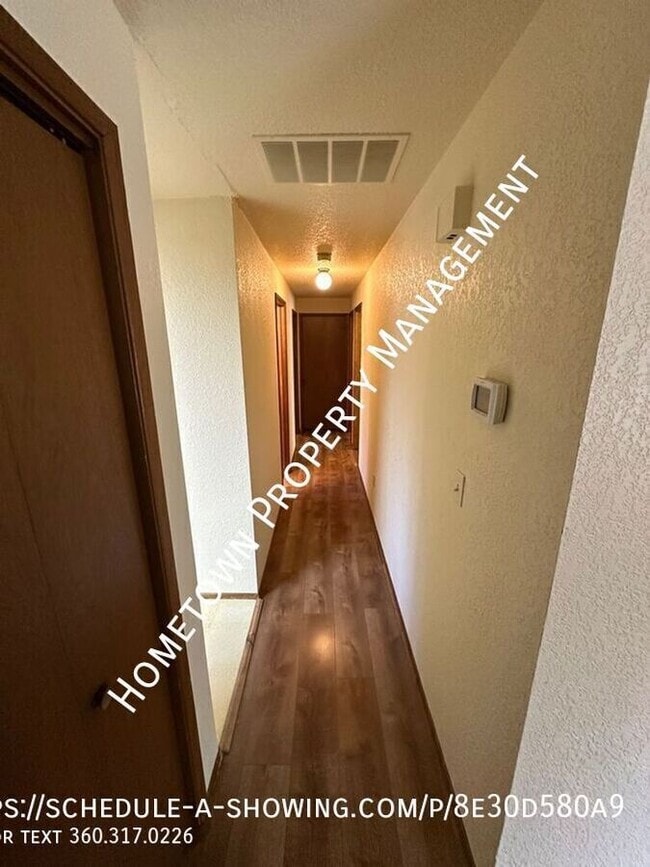 Building Photo - 6707 36th Ave SE