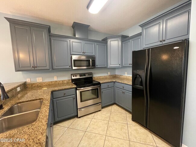 Building Photo - 1758 Annabellas Dr