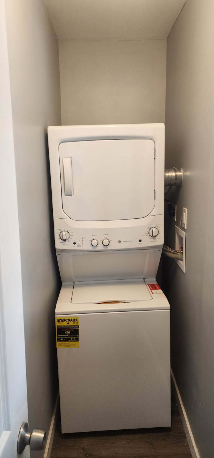 Building Photo - 14 Belden St