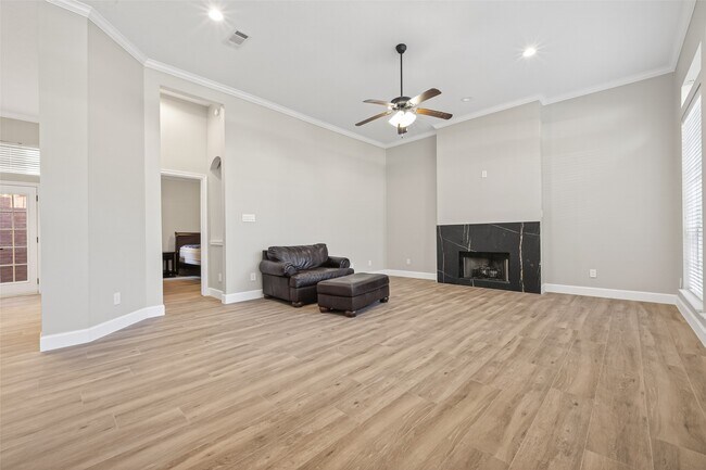 Building Photo - 3117 Cedar Knolls Dr
