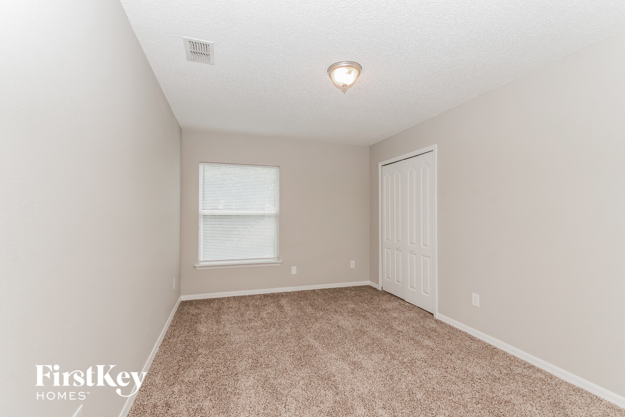 Building Photo - 10263 Wood Dove Way