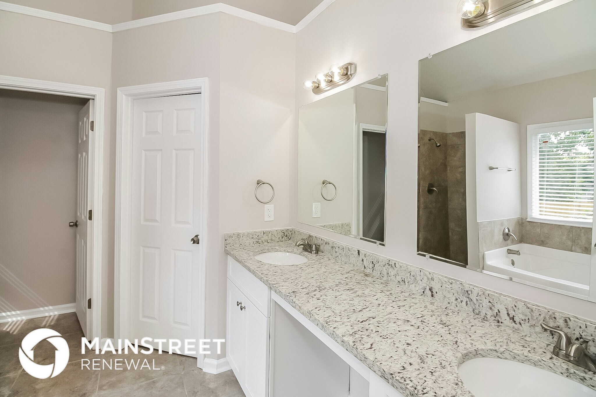 Building Photo - 4115 Stillwater Point