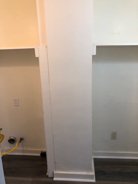 Building Photo - 1223 6th St