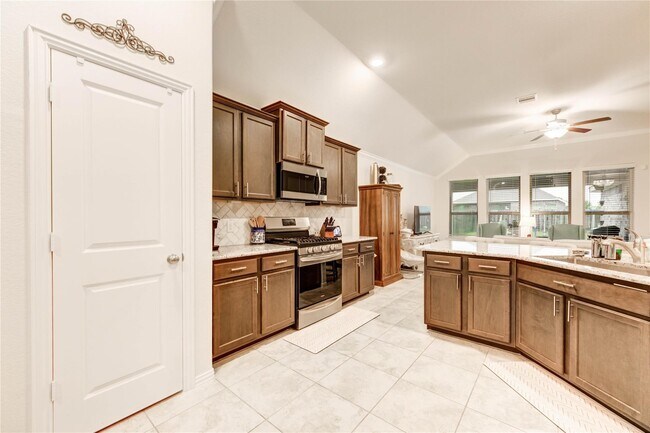 Building Photo - 2519 Ocean Pass Ln