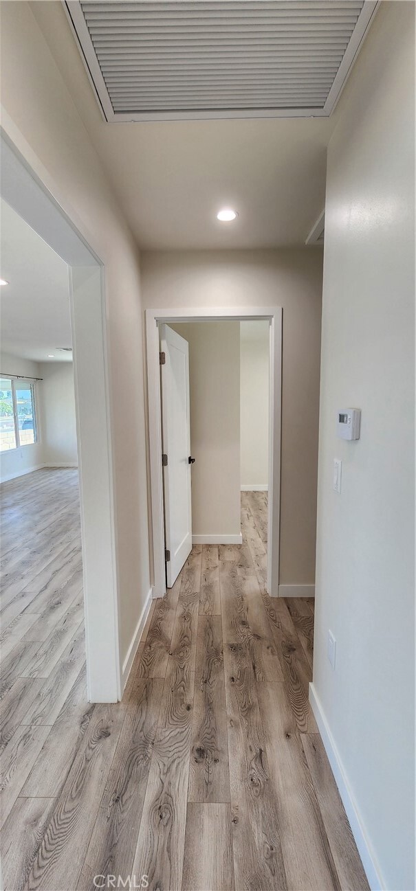 Building Photo - 4703 Lakewood Blvd