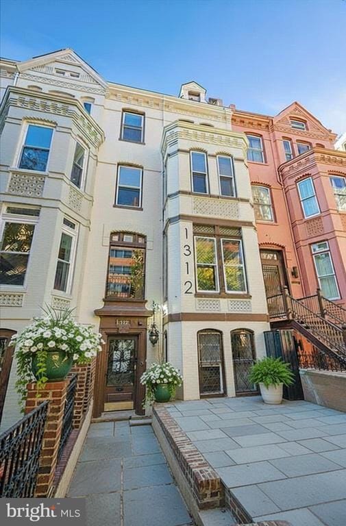 Building Photo - 1312 19th St NW
