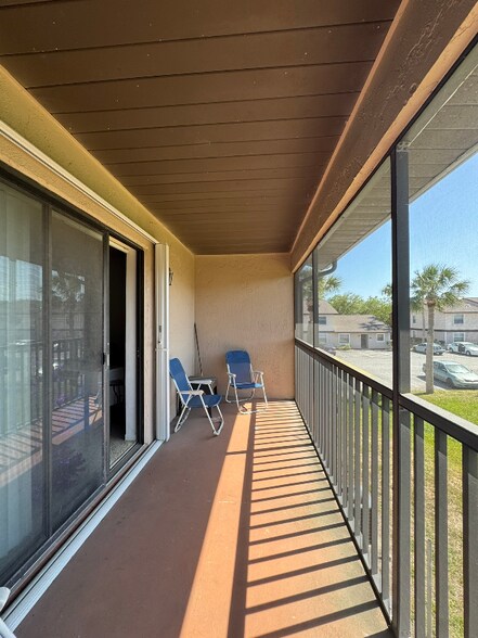 Building Photo - 1038 Mollie Ln