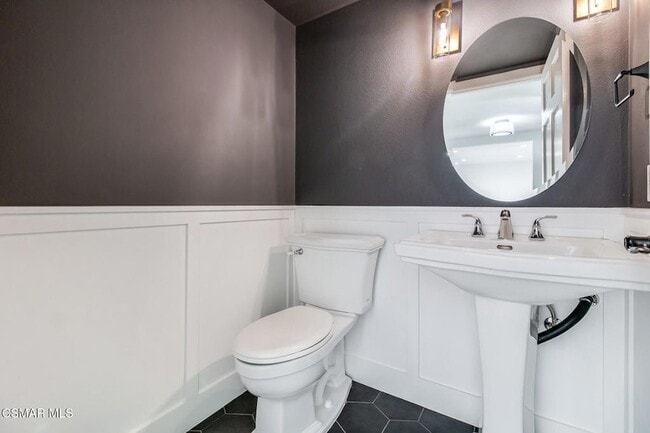 Building Photo - 6823 Castle Peak Dr