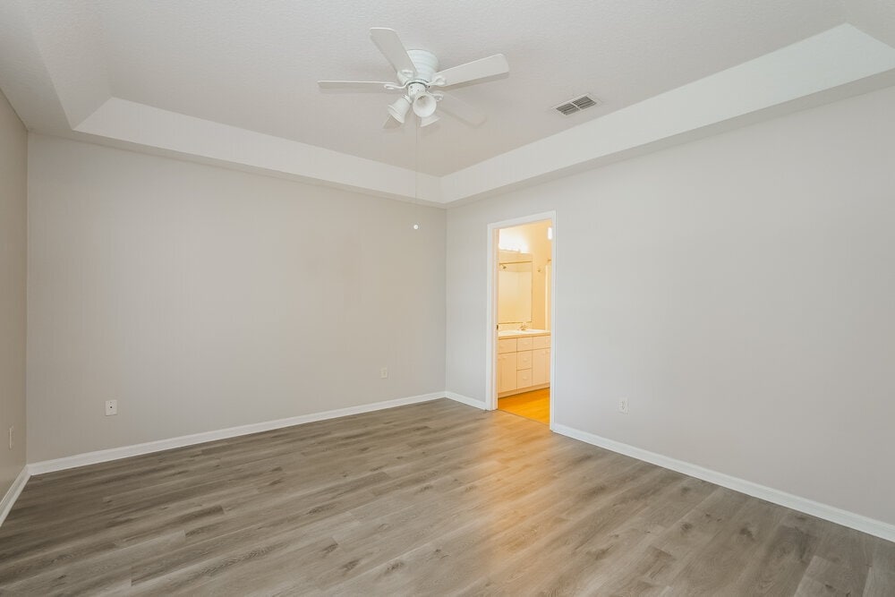 Building Photo - 10939 Brucehaven Dr