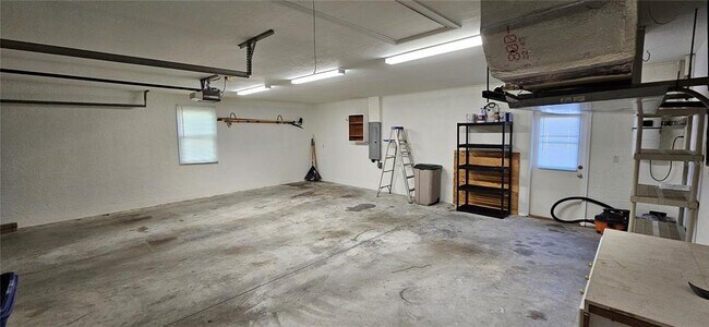 Building Photo - 11729 Timberline Cir