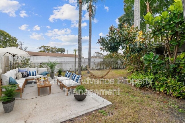 Building Photo - 311 Shore Dr E