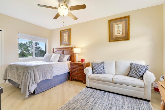 Building Photo - 8296 Mulligan Cir