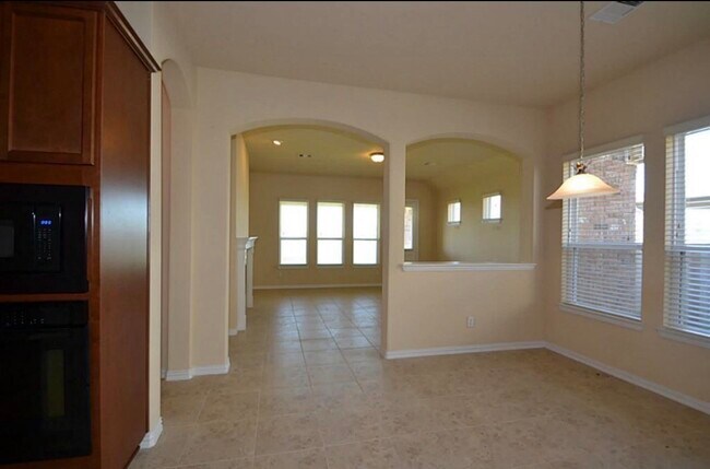 Building Photo - 7026 Belle Meadow Ln