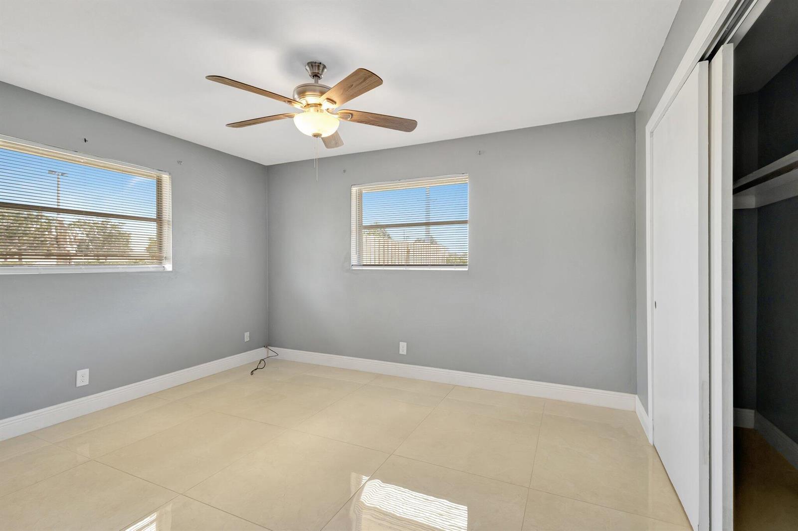 Building Photo - 212 Palmetto Dr