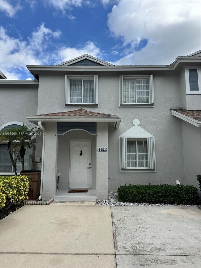 Building Photo - 4453 SW 11th Pl