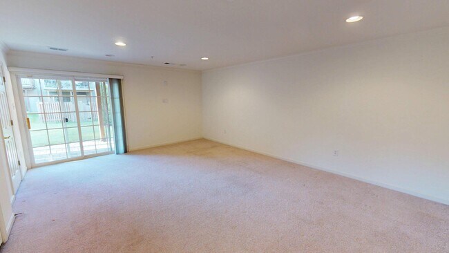 Building Photo - 2603 Lotuswood Ct