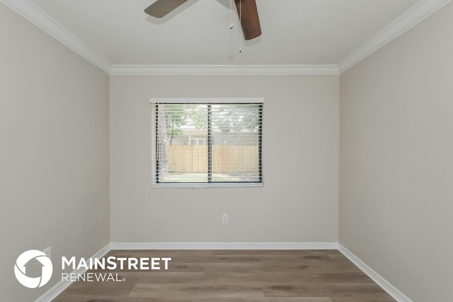 Building Photo - 13404 Laraway Dr