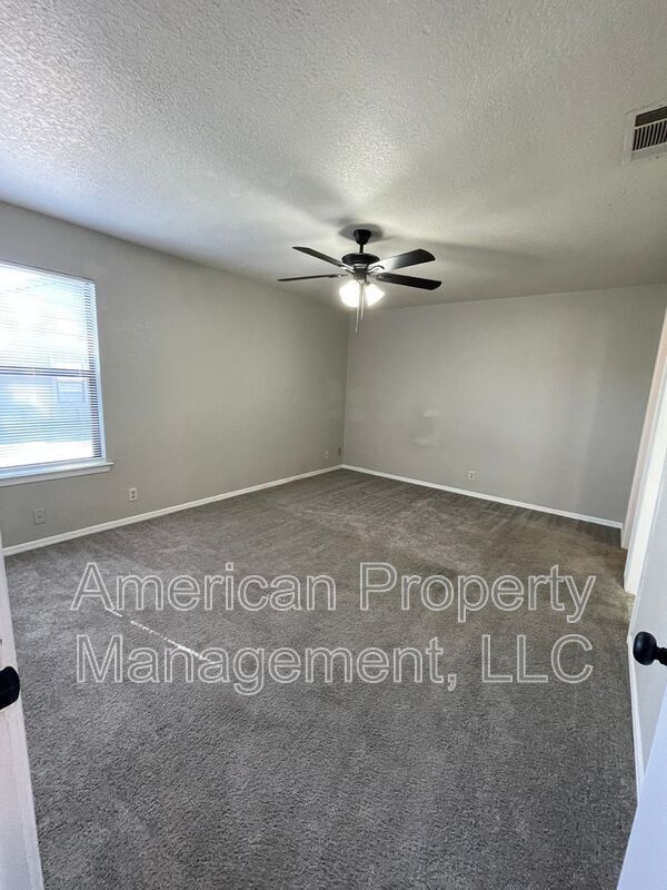 Building Photo - 4406 S 133rd E Ave