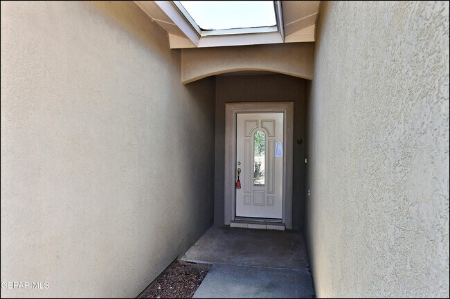 Building Photo - 5810 Redstone Mesa Ct