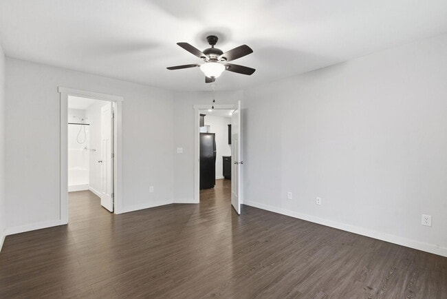 Building Photo - 5910 N 23rd St