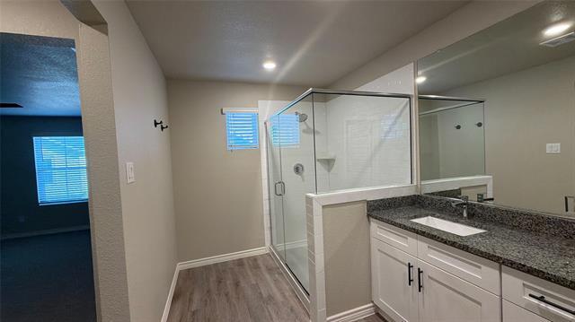 Building Photo - 709 16th St