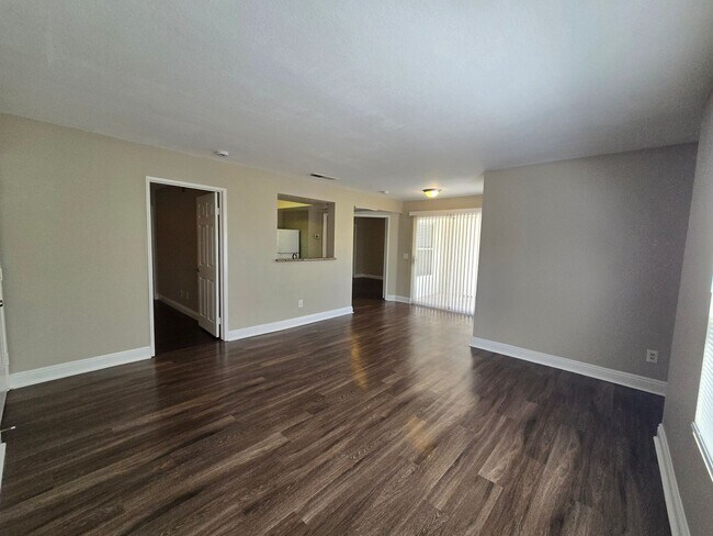 Building Photo - A Fabulous 2 Bedroom, 2 Bathroom condo at ...