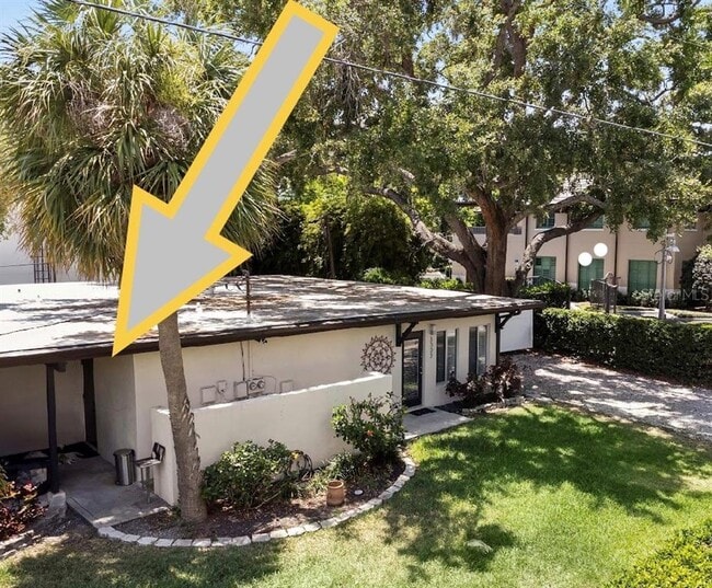 Building Photo - 3002 W De Leon St