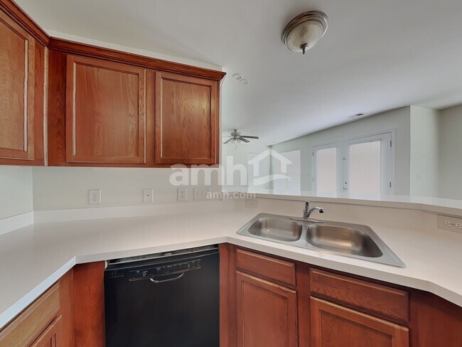 Building Photo - 10540 Gold Pan Rd