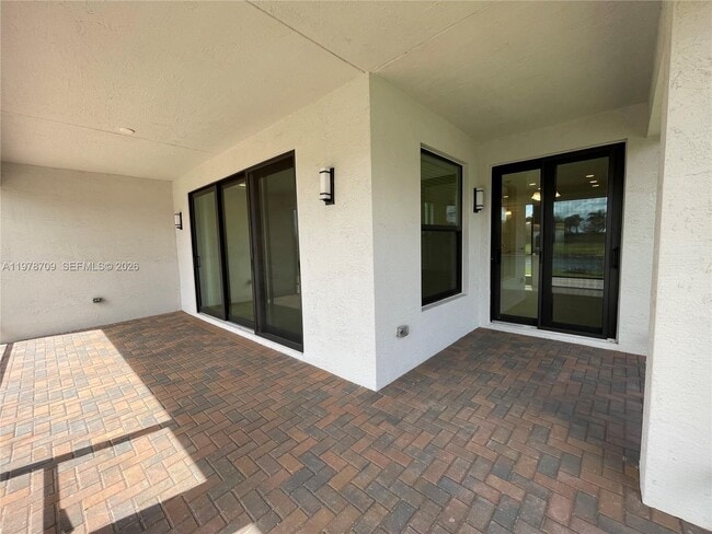 Building Photo - 10922 SW Meandering Mile Rd