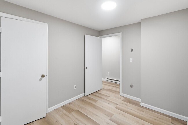 Building Photo - 26 Old West Brookfield Rd