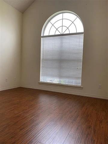 Building Photo - 10079 Cambridge Dr