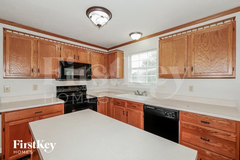 Building Photo - 5534 Cherry Birch Dr