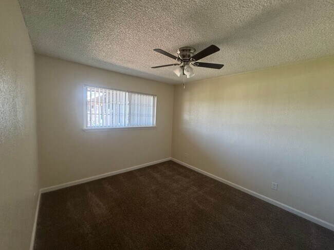 Building Photo - Welcome to SkyView Villa & Somerset Apartm...