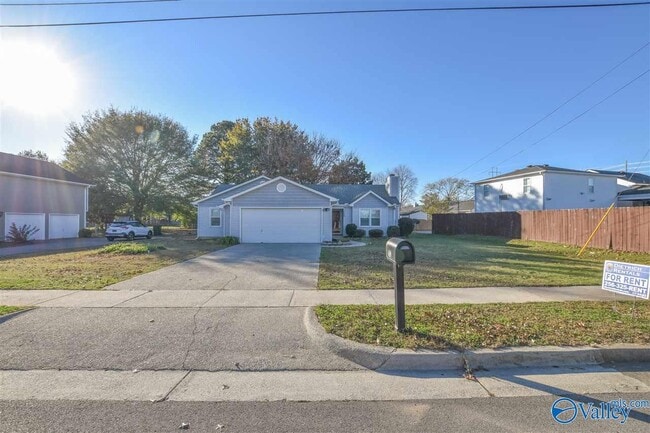 Building Photo - 122 Lewis Ln