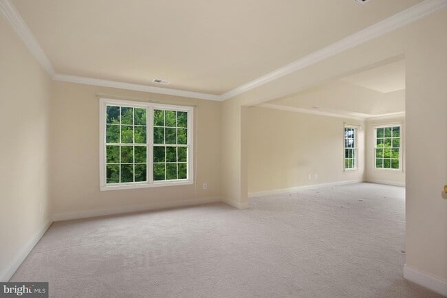 Building Photo - 23353 Lennoxville Way