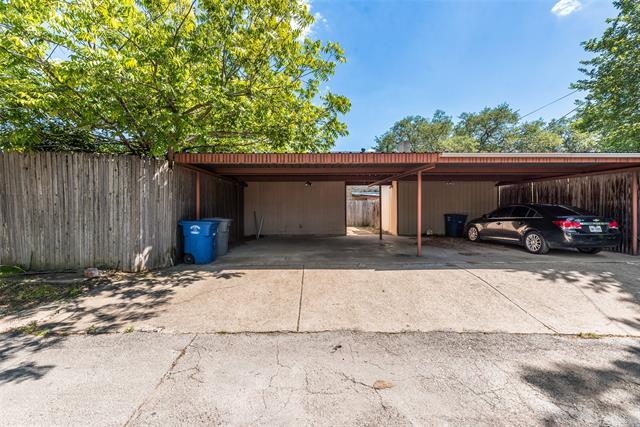 Building Photo - 15817 El Estado Dr