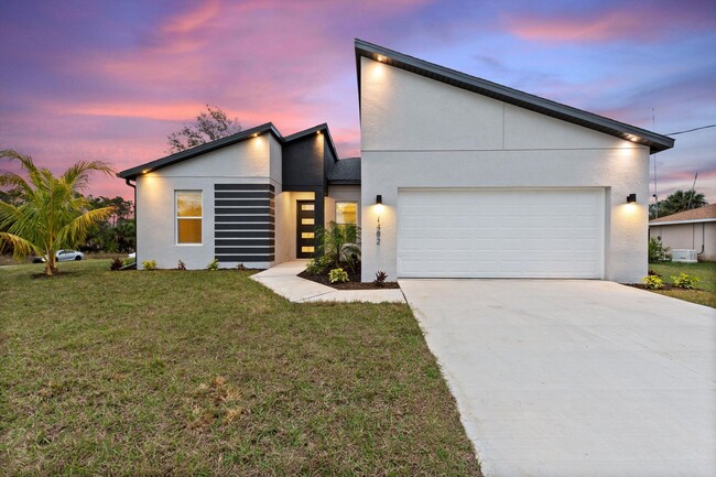 Building Photo - 1482 Gardenside Cir