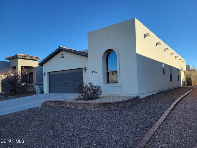 Building Photo - 2140 Honour Point Pl