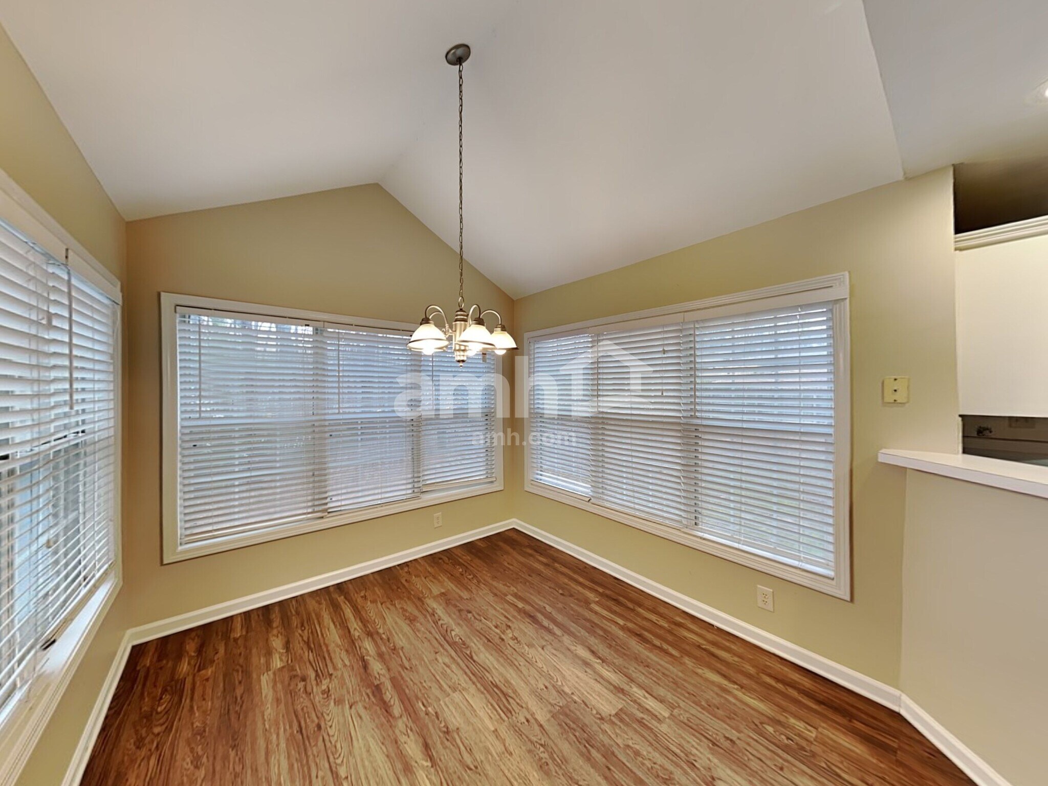 Building Photo - 2528 Howell Farms Way NW