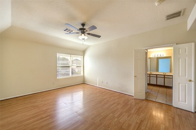 Building Photo - 19506 Lighthouse Scene Ln