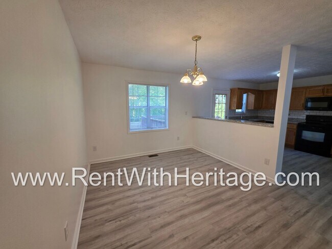 Building Photo - Amazing 3 Bedroom/ 2 Bath Home / Semi Finished Basement /  Exercise Room or Flex Room / Beautiful...