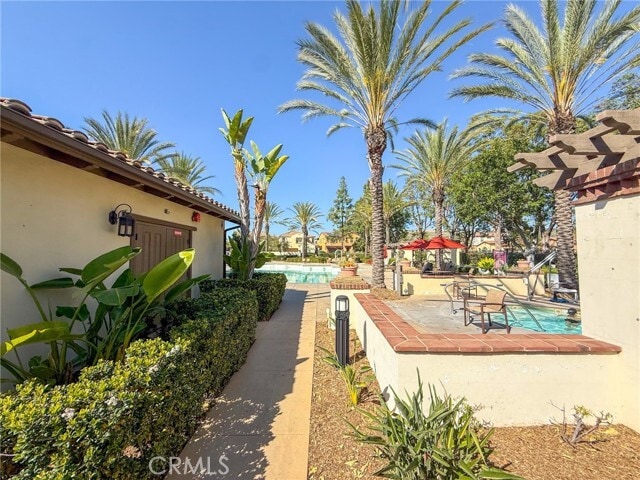 Building Photo - 444 Maravilla Ln