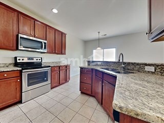 Building Photo - 313 Sanctuary Park Dr