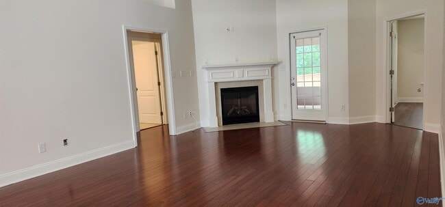 Building Photo - 157 Alderwood Dr