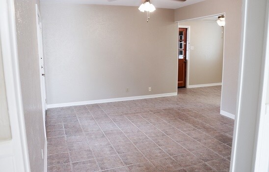 Building Photo - 118 Catalina Cir