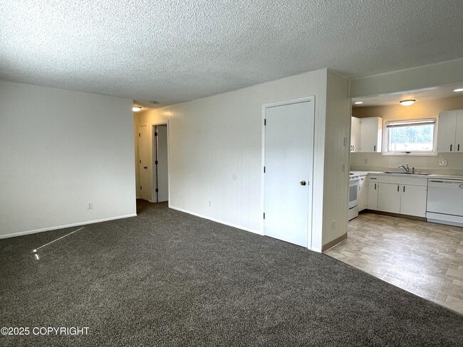 Primary Photo - 2746 W 42nd Ave