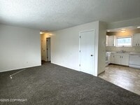 Building Photo - 2746 W 42nd Ave