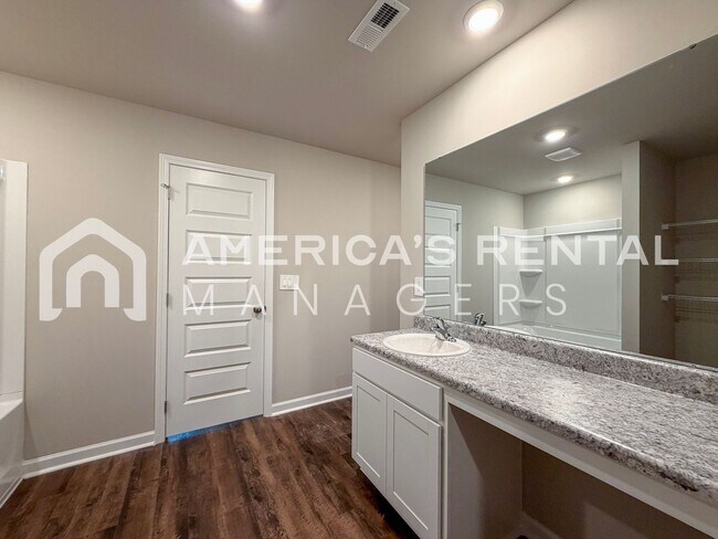 Building Photo - MOVE IN SPECIAL! Home For Rent in Cullman, AL! Available to View with 48 Hours Notice!