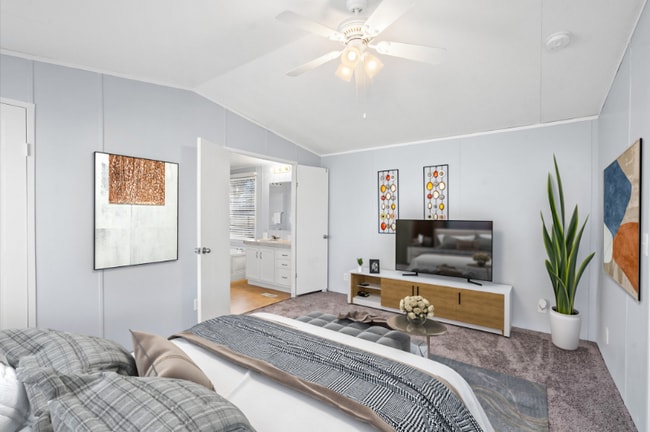 Building Photo - 12701 Paradise View Ct W